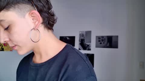 Sim. online show from February 25, 2025, 7:25 pm