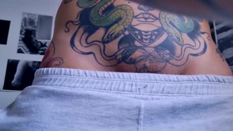 Sim. online show from September 25, 2025, 5:27 pm