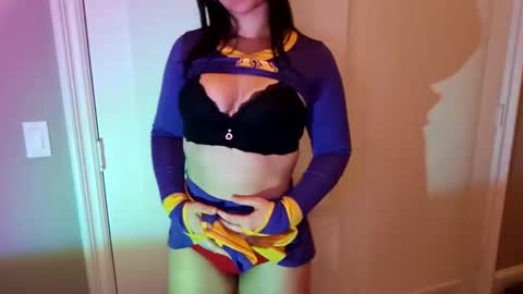 simonesighren online show from October 16, 2025, 4:57 am