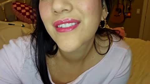 simonesighren online show from March 7, 2026, 6:21 am