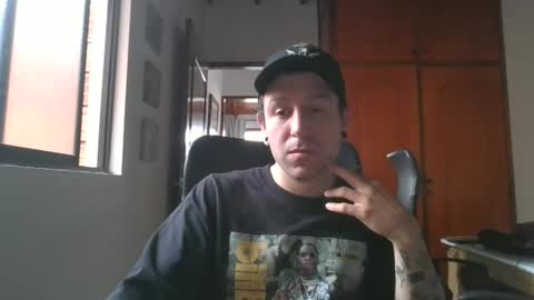 simonm777 online show from September 8, 2025, 7:13 pm