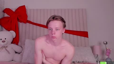 Simon online show from April 15, 2026, 1:40 pm