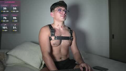 Snapshot of simoon_01 chatting on February 14, 2026, 5:15 am SIMOON online show from February 14, 2026, 5:15 am