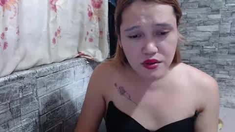 Snapshot of simplehotela chatting on January 21, 2025, 11:24 pm Ela online show from January 21, 2025, 11:24 pm