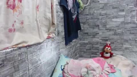 Snapshot of simplehotela chatting on January 27, 2025, 10:49 pm Ela online show from January 27, 2025, 10:49 pm