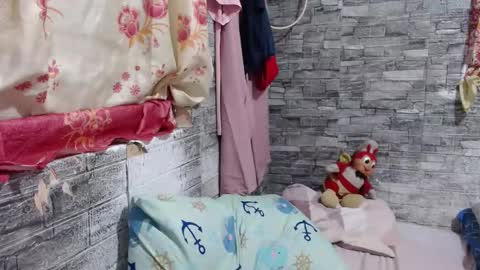 Snapshot of simplehotela chatting on November 13, 2025, 12:15 pm Ela online show from November 13, 2025, 12:15 pm