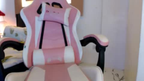 Snapshot of simplykhate chatting on December 12, 2024, 1:43 am Adrianna Fowler online show from December 12, 2024, 1:43 am