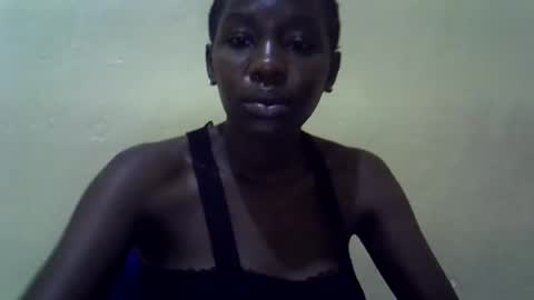 simplyloy33 online show from June 29, 2026, 2:07 am