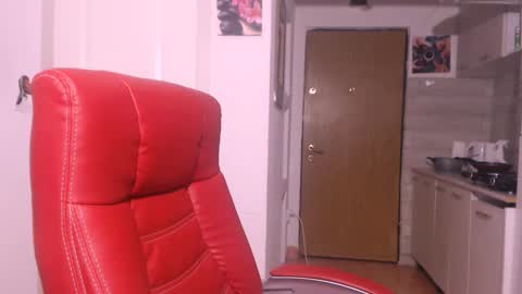 simyhvn online show from October 16, 2025, 4:52 pm