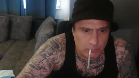 sinalco1975 online show from November 9, 2025, 8:34 am