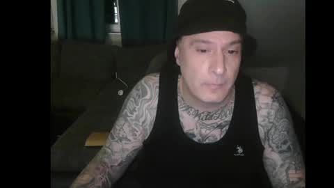 Snapshot of sinalco1975 chatting on April 18, 2026, 1:31 am sinalco1975 online show from April 18, 2026, 1:31 am