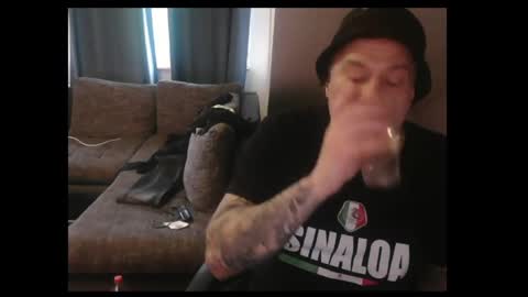 Snapshot of sinalco1975 chatting on May 5, 2026, 5:04 am sinalco1975 online show from May 5, 2026, 5:04 am