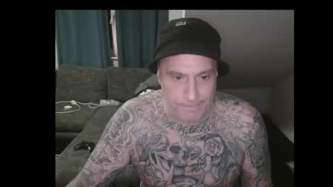 Snapshot of sinalco1975 chatting on May 13, 2026, 1:47 am sinalco1975 online show from May 13, 2026, 1:47 am