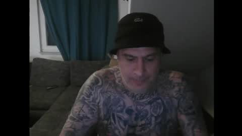 Snapshot of sinalco1975 chatting on May 22, 2026, 2:30 am sinalco1975 online show from May 22, 2026, 2:30 am