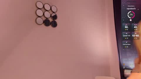 Naomi online show from February 5, 2025, 6:26 pm