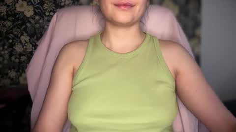 Sindra online show from December 4, 2025, 9:45 pm