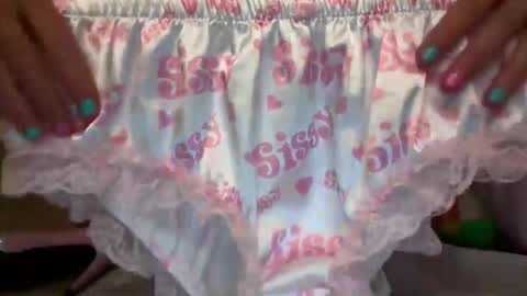 Sindy SissyEnglish Spanish online show from May 28, 2026, 9:12 pm
