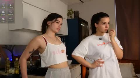 Hello guys our names Emma and Gabriela online show from November 19, 2025, 8:03 am