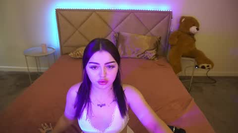 Snapshot of sinfulkittenn chatting on June 5, 2026, 1:17 pm Kira online show from June 5, 2026, 1:17 pm