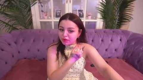 Snapshot of sinfulkittenn chatting on June 24, 2026, 8:08 pm Kira online show from June 24, 2026, 8:08 pm