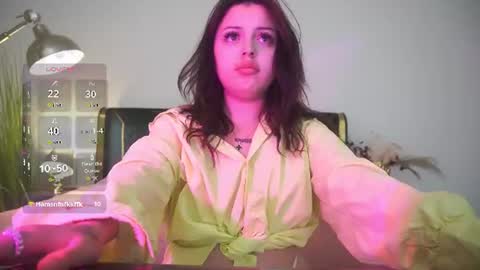 Snapshot of sinfulkittenn chatting on July 5, 2026, 6:15 pm Kira online show from July 5, 2026, 6:15 pm