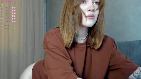Snapshot of sinfulsmile_ chatting on August 3, 2026, 11:37 am Ivy online show from August 3, 2026, 11:37 am