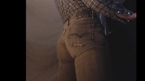 Snapshot of sinfulzen chatting on February 3, 2026, 4:10 am sinfulzen online show from February 3, 2026, 4:10 am