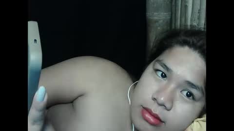 singleheart05 online show from May 15, 2026, 11:12 pm