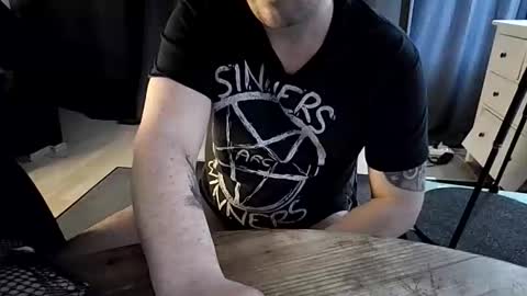 Snapshot of sinned09 chatting on March 4, 2026, 10:38 pm sinned09 online show from March 4, 2026, 10:38 pm