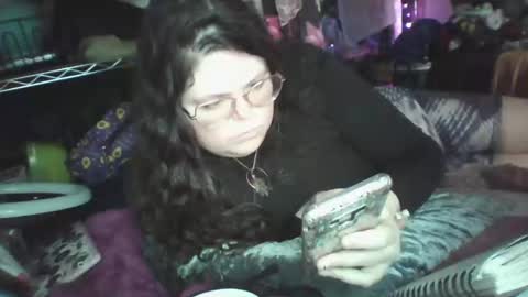 Siofra online show from March 10, 2025, 1:32 pm