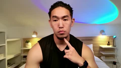 SIR TEO online show from May 23, 2026, 2:43 pm