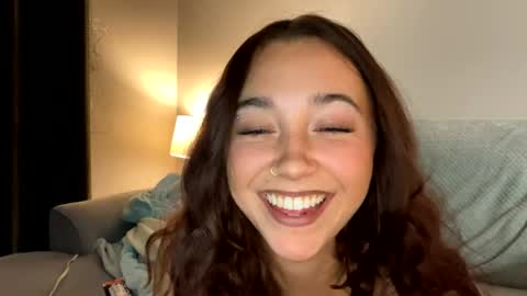 SRIRACHAAAA online show from July 24, 2026, 3:48 am
