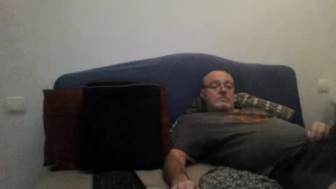 Snapshot of sirdon83 chatting on July 12, 2026, 6:04 am sirdon83 online show from July 12, 2026, 6:04 am