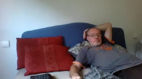 Snapshot of sirdon83 chatting on July 12, 2026, 6:10 pm sirdon83 online show from July 12, 2026, 6:10 pm
