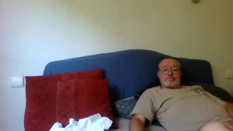 Snapshot of sirdon83 chatting on July 20, 2026, 11:45 am sirdon83 online show from July 20, 2026, 11:45 am