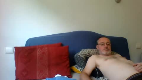 Snapshot of sirdon83 chatting on July 25, 2026, 12:36 pm sirdon83 online show from July 25, 2026, 12:36 pm