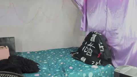 Snapshot of sirena_dirtysexxx chatting on June 14, 2026, 1:25 am Sirena Fuentes online show from June 14, 2026, 1:25 am