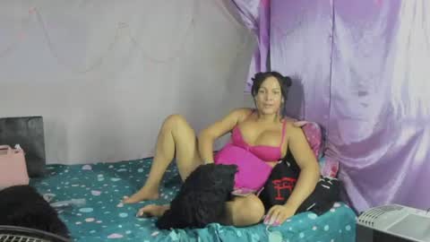 Snapshot of sirena_dirtysexxx chatting on June 14, 2026, 2:24 am Sirena Fuentes online show from June 14, 2026, 2:24 am