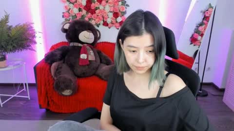 Snapshot of sirenmystique chatting on May 21, 2026, 7:10 pm Si online show from May 21, 2026, 7:10 pm