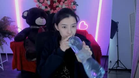 Snapshot of sirenmystique chatting on June 2, 2026, 7:16 pm Si online show from June 2, 2026, 7:16 pm