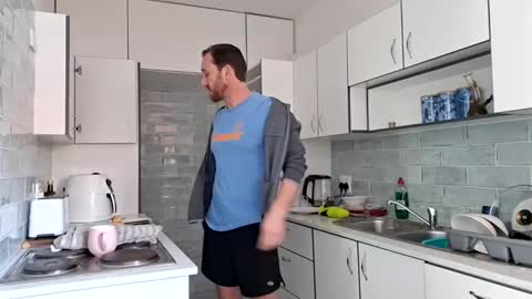 Giovanni online show from September 15, 2025, 10:15 am