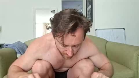 Giovanni online show from October 9, 2025, 9:18 am