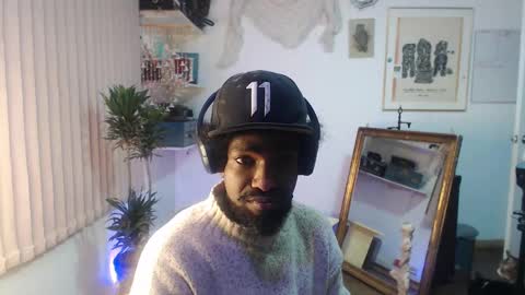 Snapshot of siriss_boyrag chatting on October 13, 2025, 12:32 am siriss_boyrag online show from October 13, 2025, 12:32 am