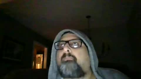 Snapshot of sirmike80 chatting on December 29, 2024, 10:14 pm SirMike80 online show from December 29, 2024, 10:14 pm