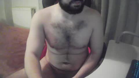 sissy_bear_ online show from April 21, 2026, 6:44 pm