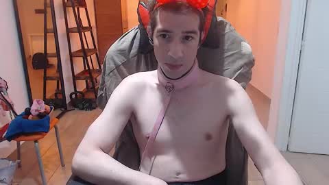 Snapshot of sissy_slave95 chatting on January 9, 2025, 8:24 am sissy slave online show from January 9, 2025, 8:24 am