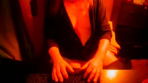 red online show from March 14, 2026, 7:14 am