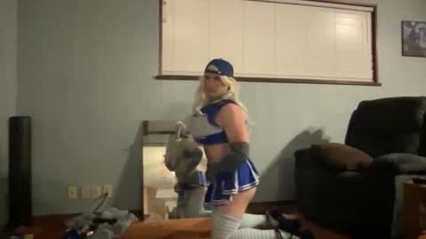 sissysloot9000 online show from June 6, 2026, 4:39 am