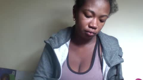 Snapshot of sisyh697532 chatting on May 18, 2026, 5:02 am sisyh697532 online show from May 18, 2026, 5:02 am