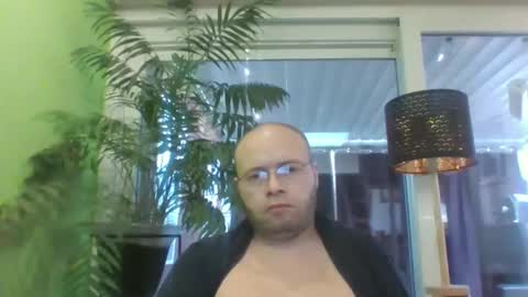 Snapshot of sixten113 chatting on February 13, 2026, 8:10 am sixten113 online show from February 13, 2026, 8:10 am